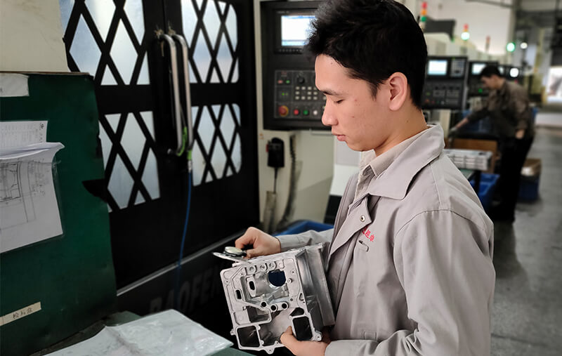 鑄件巡檢，定時(shí)送檢